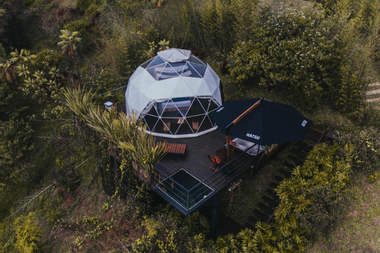 Готель Domus Glamping Гуатапе Екстер'єр фото