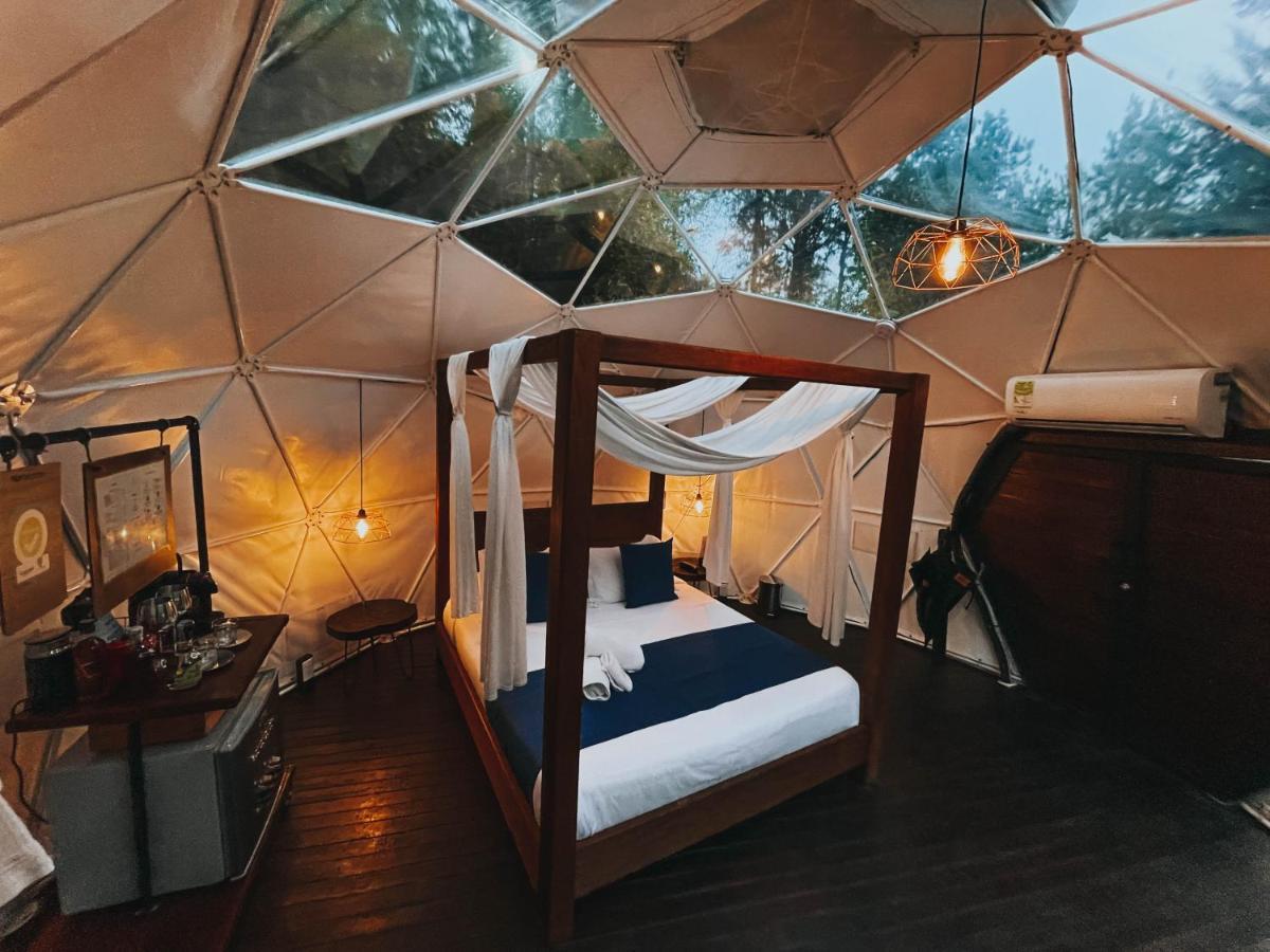 Готель Domus Glamping Гуатапе Екстер'єр фото