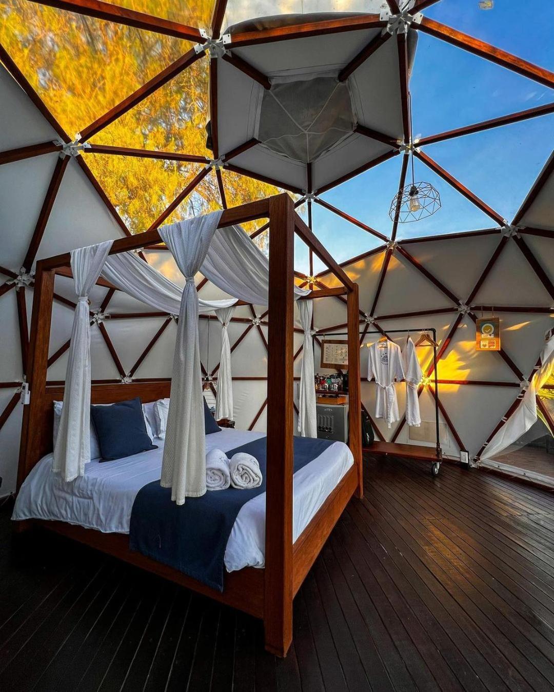 Готель Domus Glamping Гуатапе Екстер'єр фото