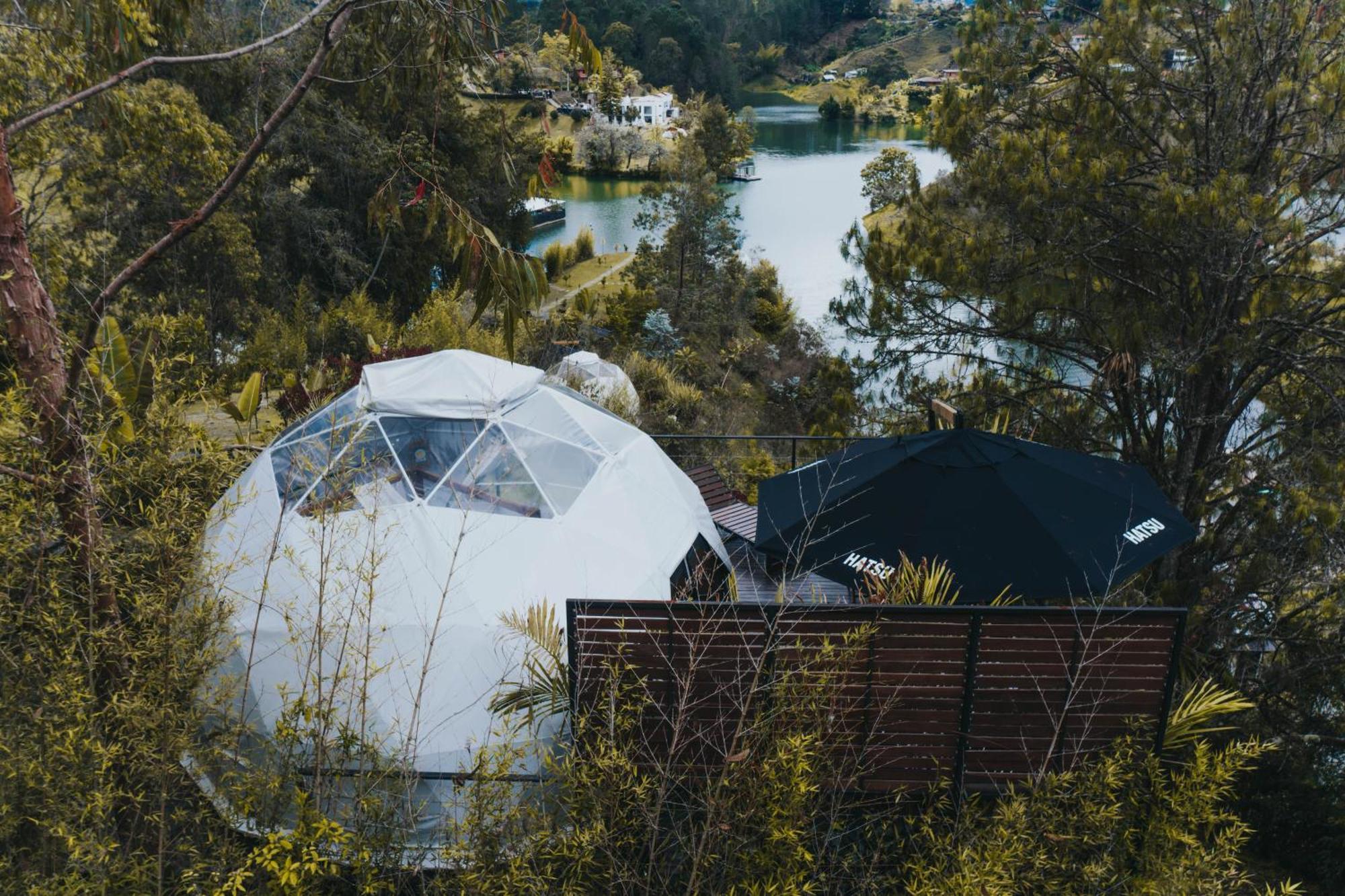 Готель Domus Glamping Гуатапе Екстер'єр фото